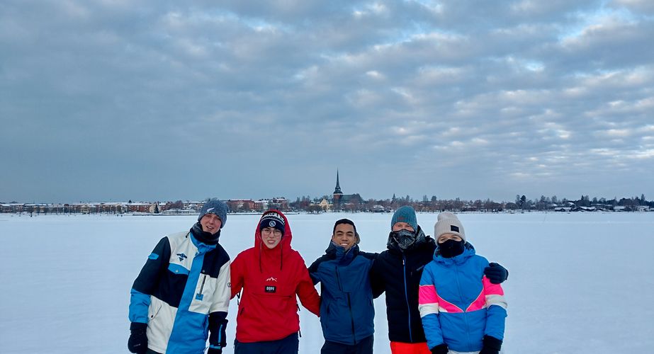Groepsfoto schaatsen Zweden Groepsfoto schaatsen Zweden